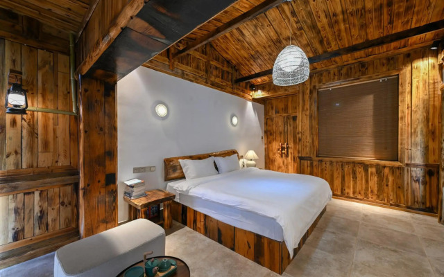 No.5 Valley Lodge