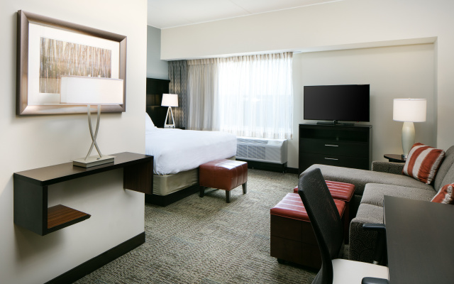Staybridge Suites Des Moines Downtown by IHG