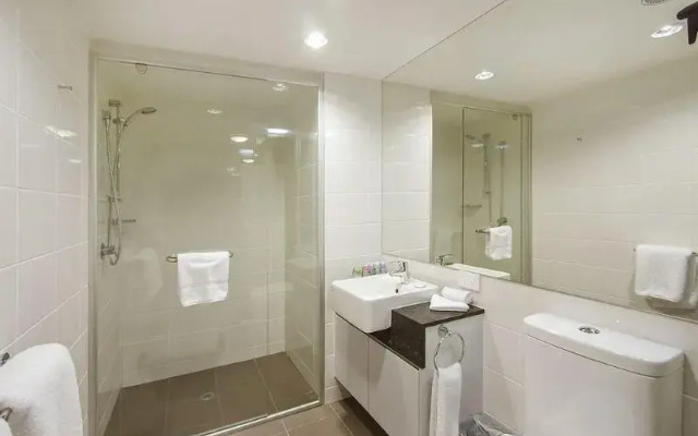 Capitol Apartments Southbank