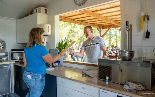 Camping Le Chene Du Lac