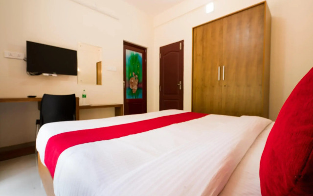 OYO 8897 Resort August Residency