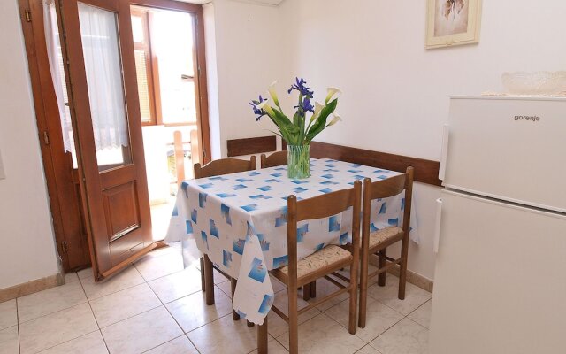 Apartment 50