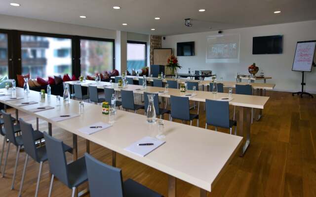 Wellnesshotel ...liebes Rot-Flüh