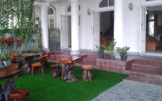 DE Guesthouse