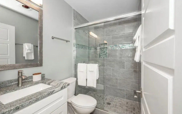 Findlay Market Suite 6