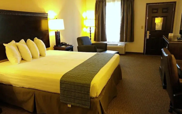 Cochran Inn & Suites