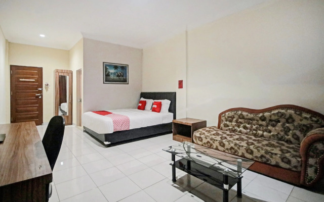 OYO 90381 Belva Guest House