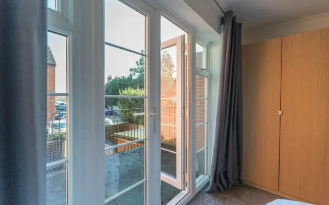 3 Bed Shakespeare Road Townhouse