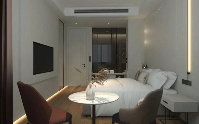 Yiwu Qingtao E-sports Hotel