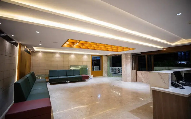 Hotel Silver Clé Hitech City