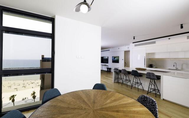 Renoma Hotel