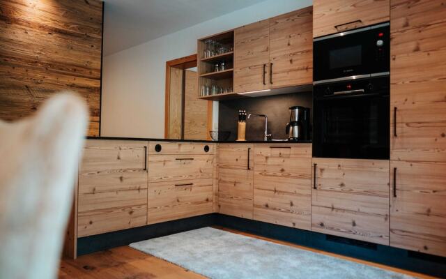 Nice Apartment With Balcony & Terrace on Ski Slope