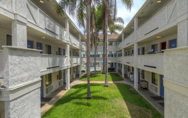 Motel 6 Chula Vista, CA - San Diego