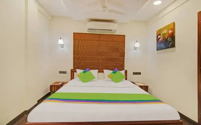 Carlton Hotel