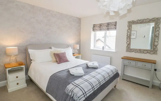 Hawkins Way Cottage