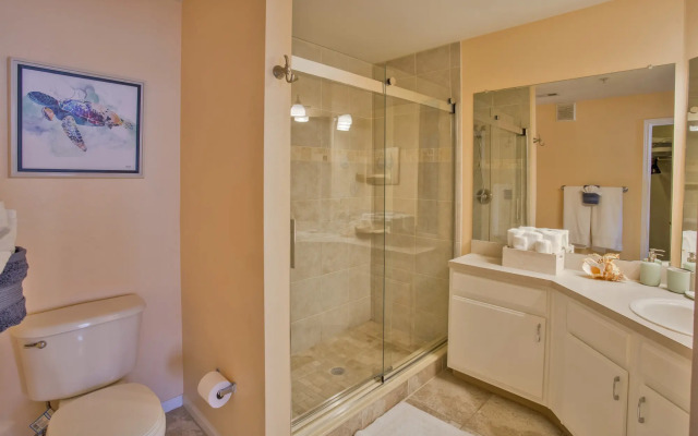 Exquisite Avalon Clearwater Condo,Minutes To Beach