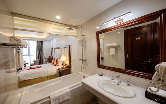 The Shine 2 Hotel & Apartment