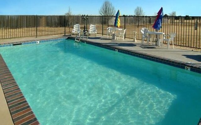 Quality Inn And Suites Wichita