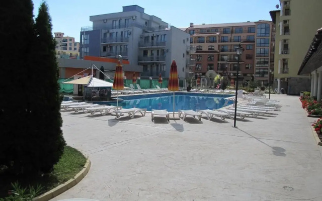 Royal Dreams Holiday Village