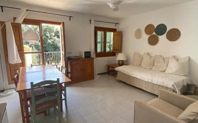 Ses Alzines Apartamento integrado en Casa Rural Habitada