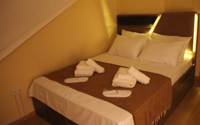 Shami Suites