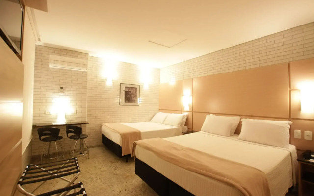 Hotel Confiance Centro Cívico