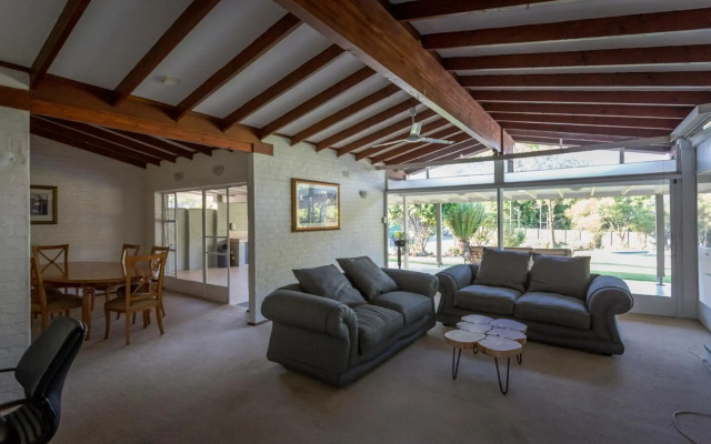 Dynasty Forest Sandown Accommodation