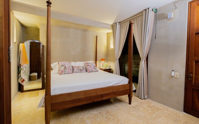 Luxury 5BR House W Jacuzzi & Pool