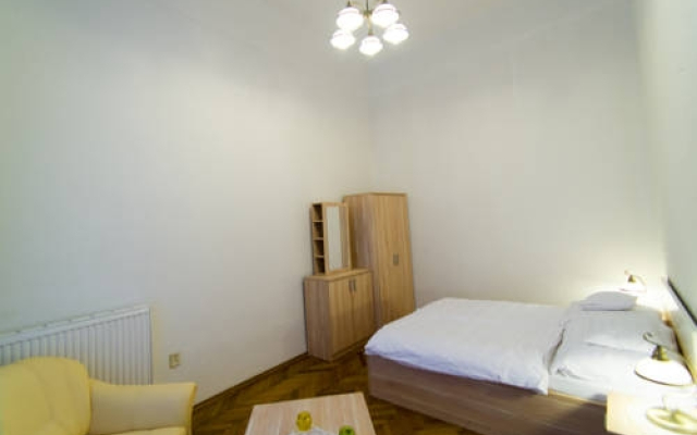 Báthory Apartment