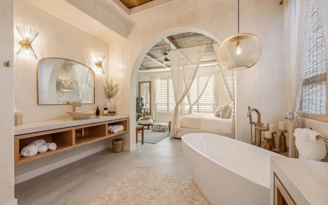 Luxe Villa Tulum in Indio