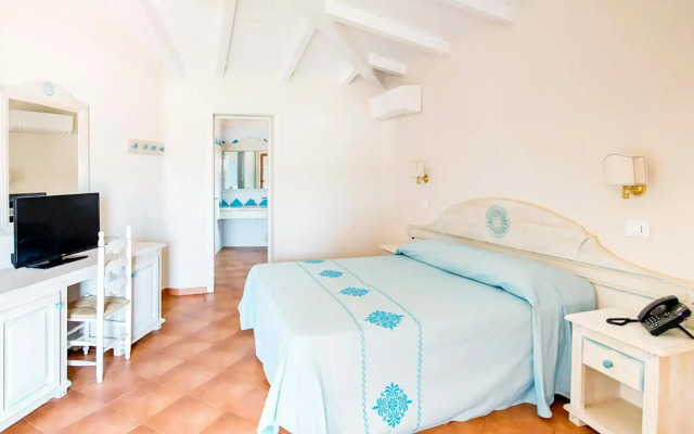 Marina Torre Navarrese Resort