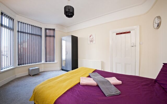 Liverpool City Stays - Lawrence Road CC1