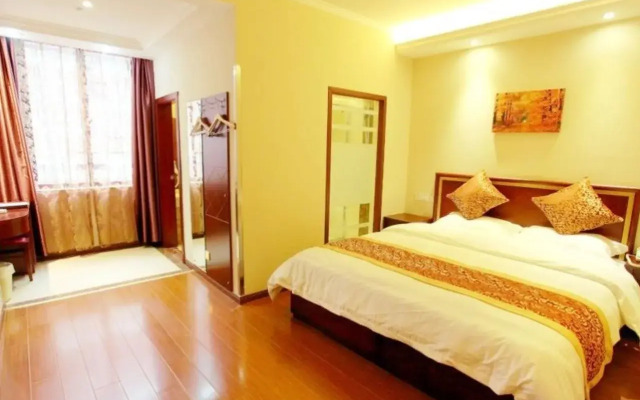 Green Tree Inn Smart Selection Hotel (Shanghai Hongqiao Road Metro Station)
