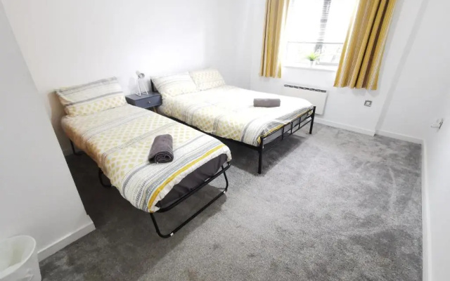 2 Bedroom 2 Bath Apartment, sleeps 4, Town Centre
