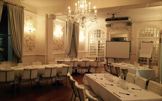 The Burlington Hotel