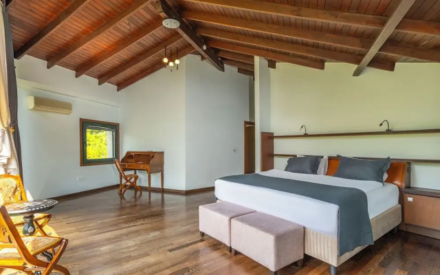 Cottage House - Adult Only