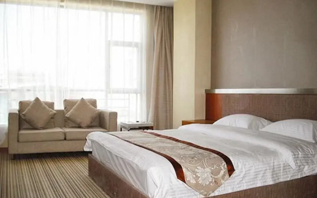 Jinlun Holiday Hotel