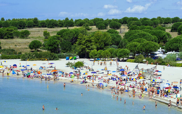 Zaton Holiday Resort Mobile Homes