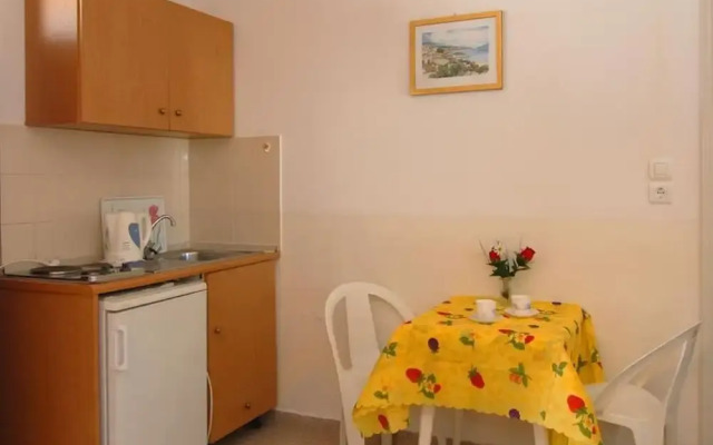 Triple Sea View Family Room Close To The Beach