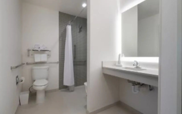 SpringHill Suites by Marriott Dallas NW Hwy/I35E