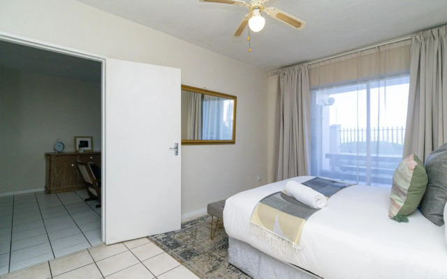 Modern Seaview Apartment
