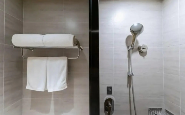 Yandang Holiday Hotel