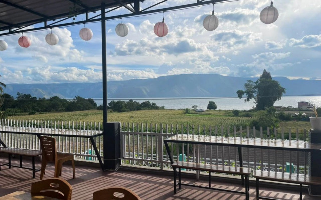 Antony Homestay near Pantai Pasir Putih Parbaba RedPartner