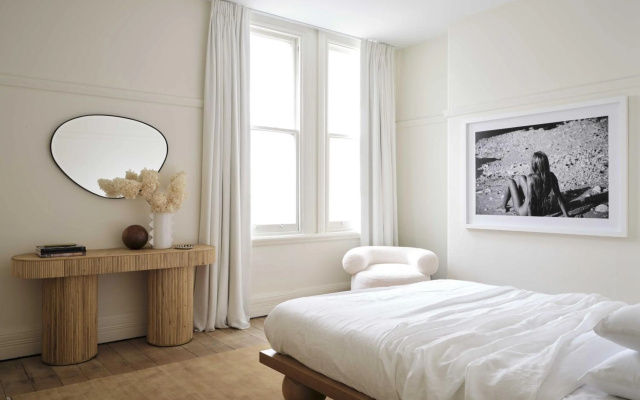 Three Rooms Sydney – Guest Rooms – Sydney