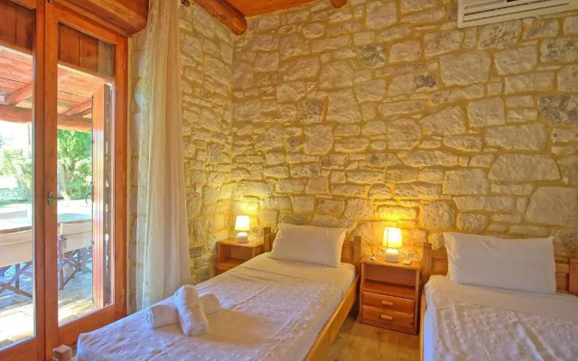 Villa Vrisses by MediterraneanVillas