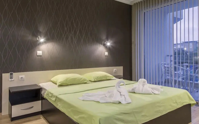 Family Hotel Adena