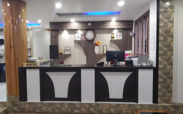 Ziro Palace Inn