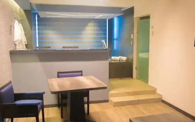 Hotel Parque Satelite