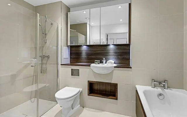 Beautiful Apartment in Surrey Quays