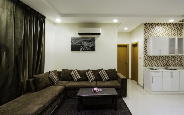 Silent Room Hotel by OYO Rooms